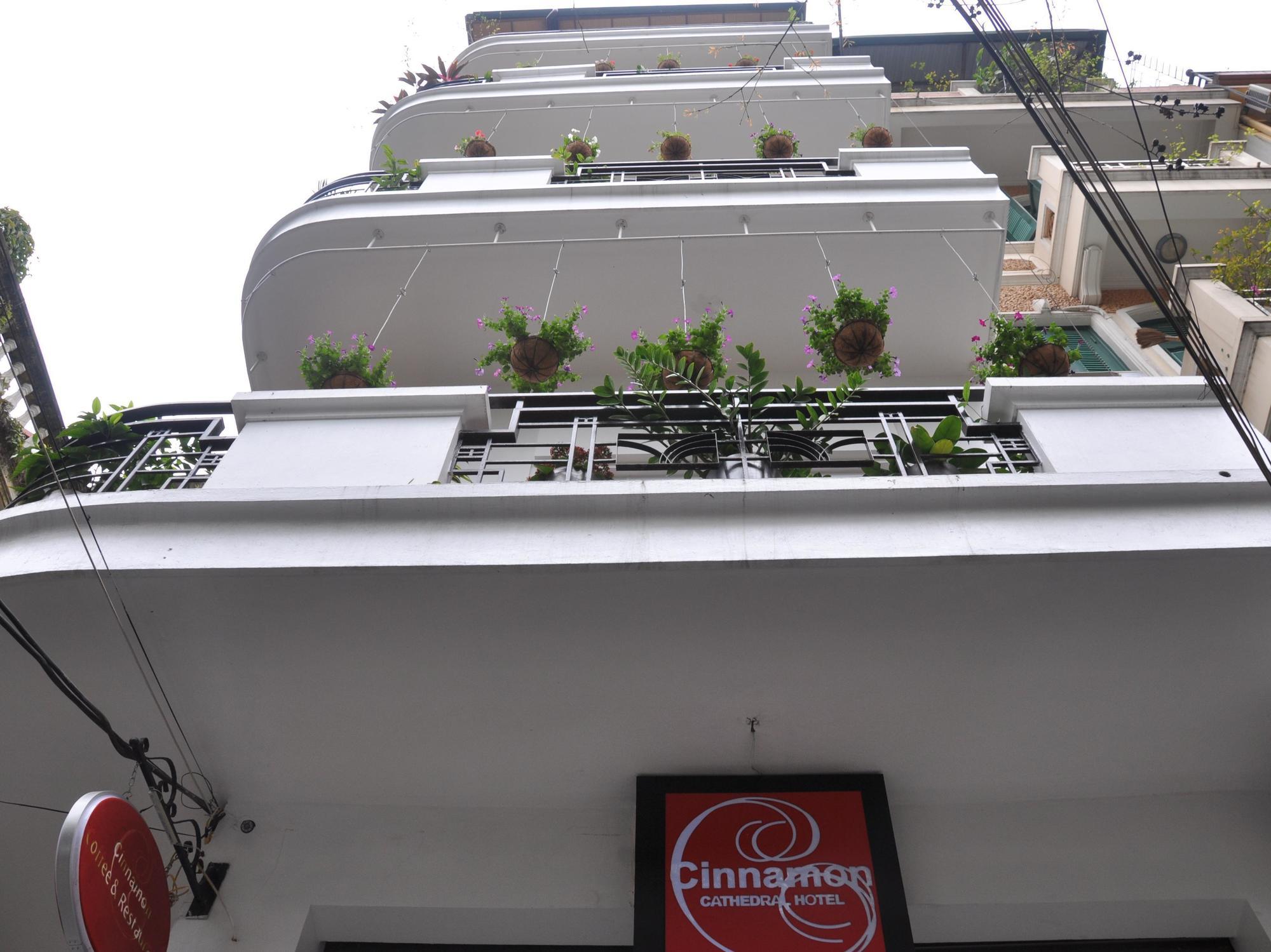 Cinnamon Cathedral Hotel Hanoi Buitenkant foto