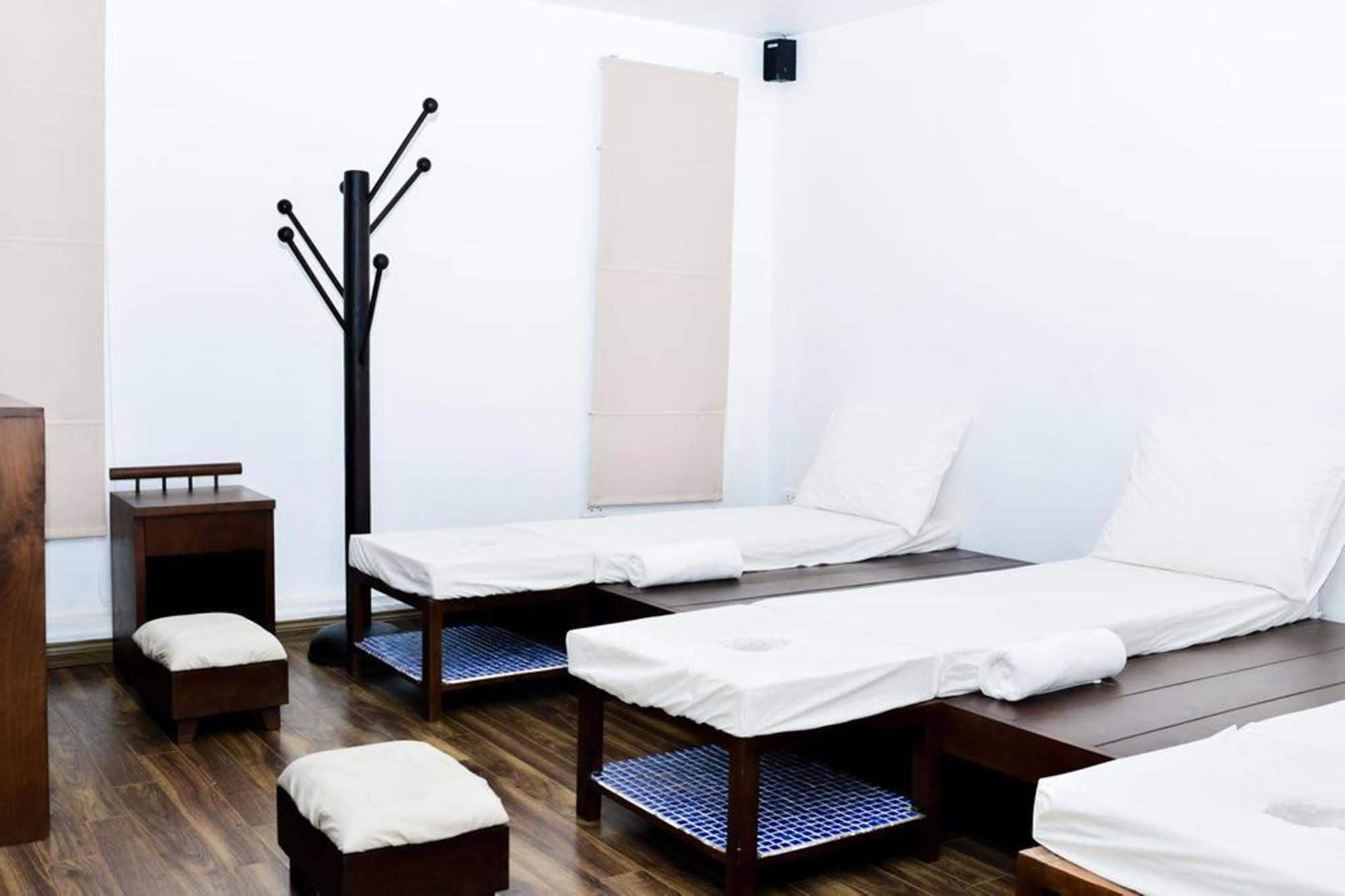 Cinnamon Cathedral Hotel Hanoi Buitenkant foto