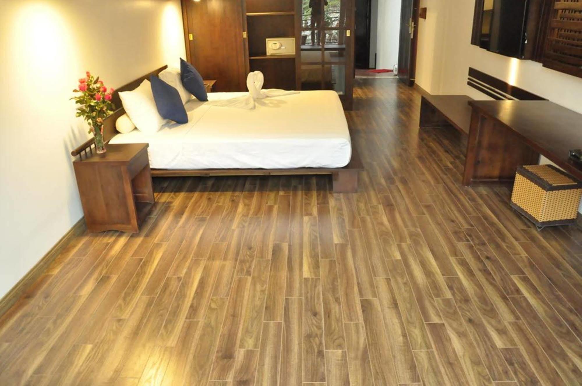 Cinnamon Cathedral Hotel Hanoi Buitenkant foto